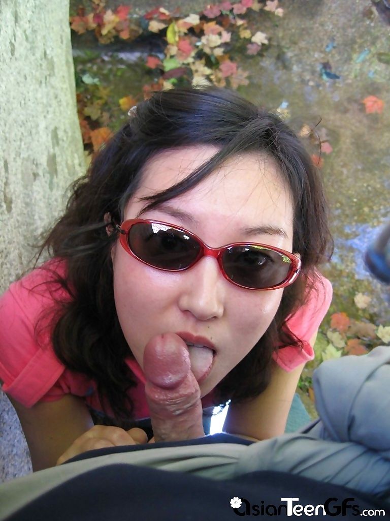 Outdoors blowjob from asian chick in sunglasses - part 1333 page 1