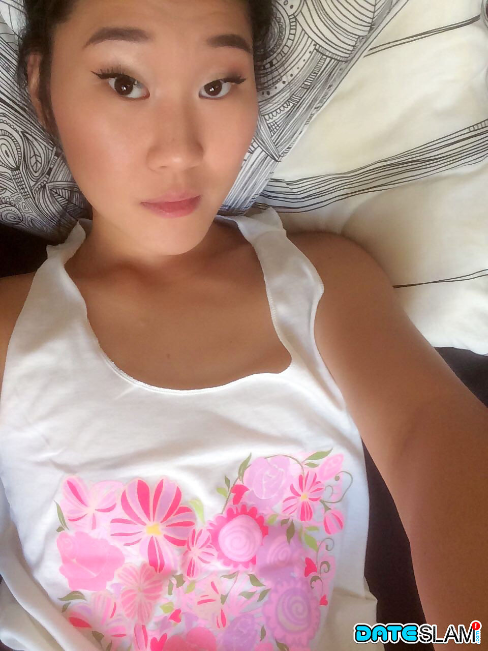 Asian teen doing naked selfies - part 23 page 1
