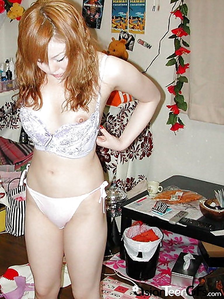 Amazing hot redhead teen flaunts her nude body - part 8 page 1