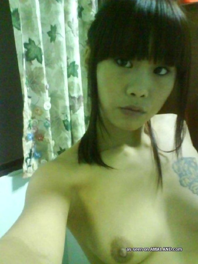 Petite asian chick teasing and selfshooting naked - part 1221 page 1