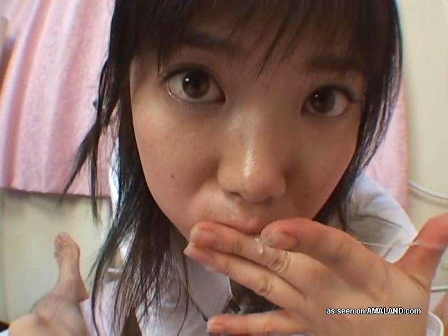 Gallery of a horny japanese babe sucking on a hard dick - part 1257 page 1