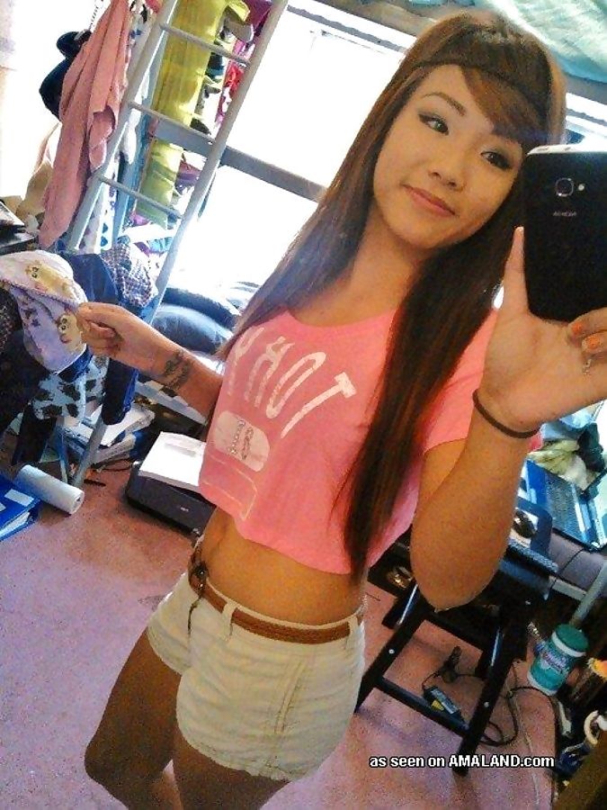 Gorgeous asian honeys in sexy hot nonnude selfpics - part 1246 page 1