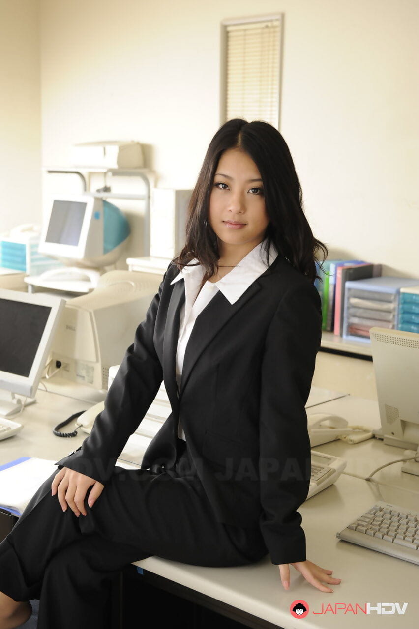 Hot Asian secretary Satomi Suzuki flashes panty upskirt & cleavage at work page 1