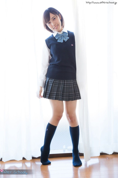 Japanisch Schulmädchen uncups Natürliche Titten Nach Blinken Baumwolle Unterwäsche