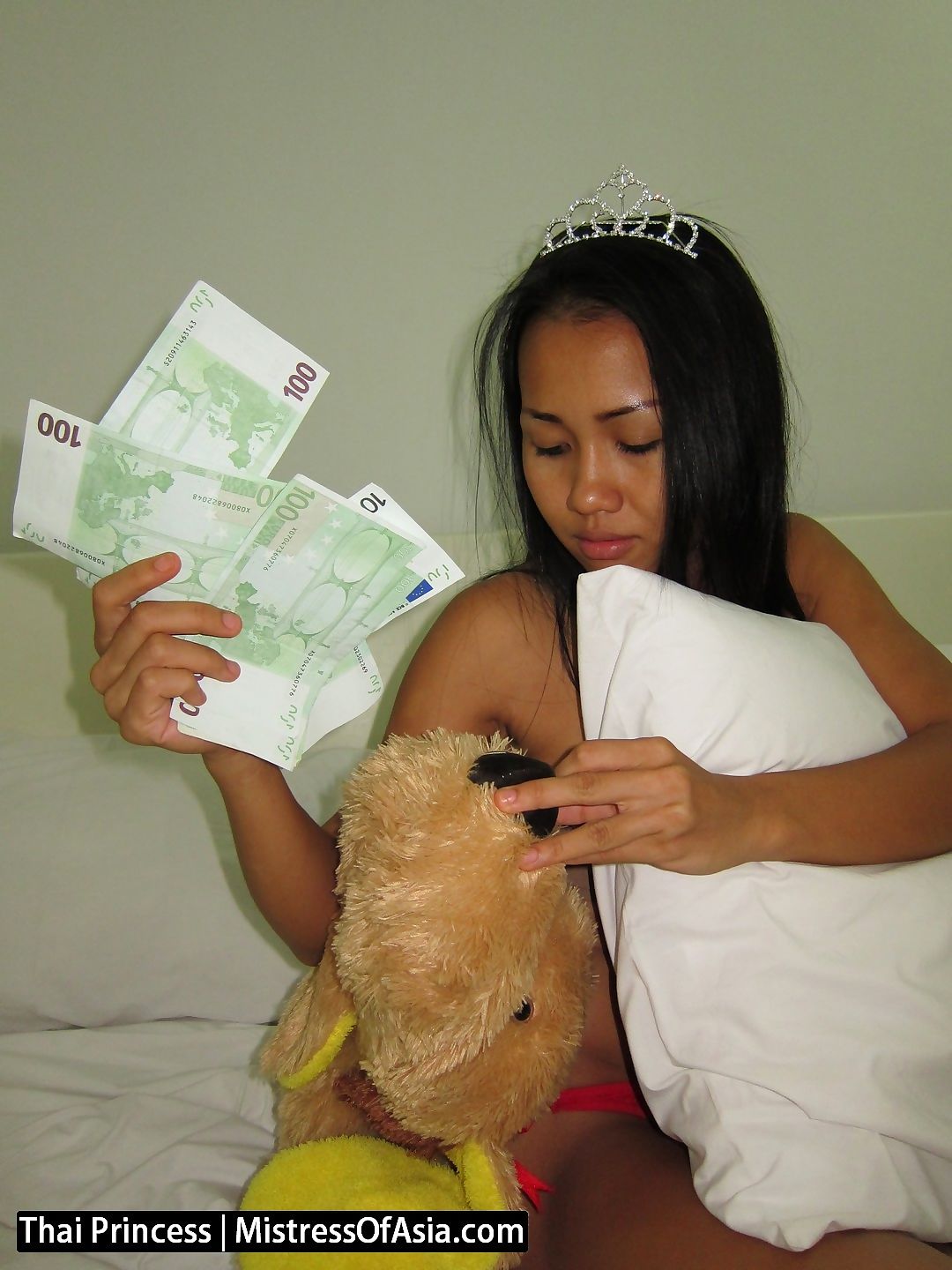 Thai princess dominates weak men for cash - part 1460 page 1